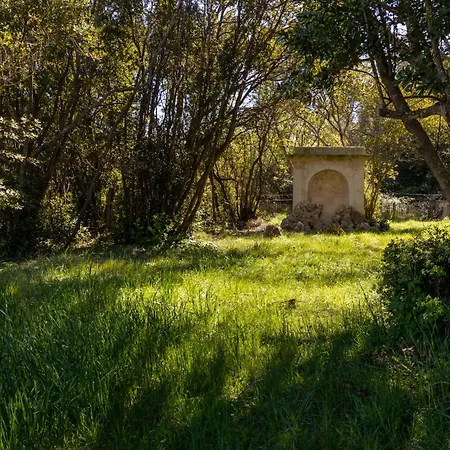 Le Du Domaine De Sainte Lucie